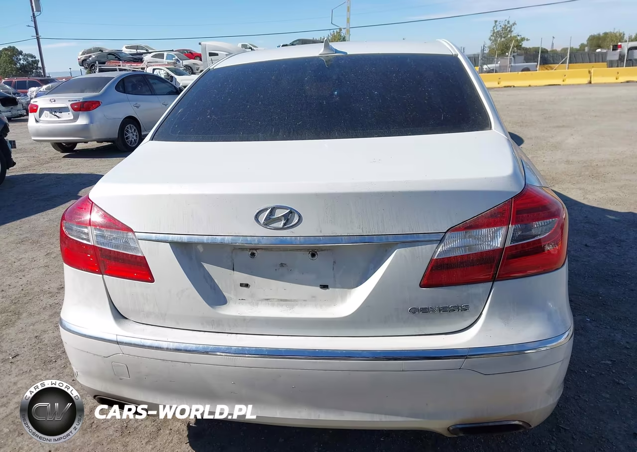 2012 Hyundai Genesis 3.8 VIN:KMHGC4DD9CU185930 - 17