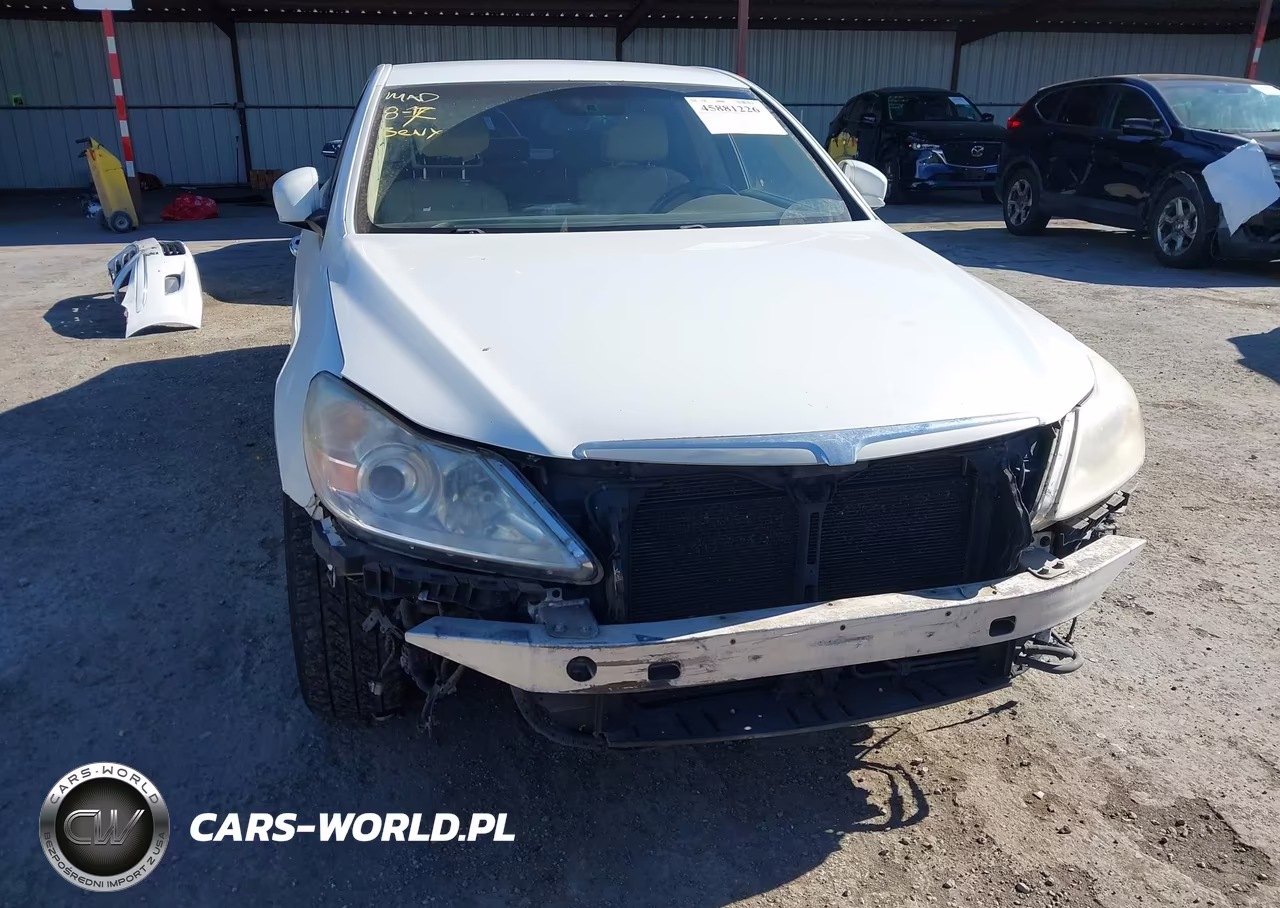 2012 Hyundai Genesis 3.8 VIN:KMHGC4DD9CU185930 - 6
