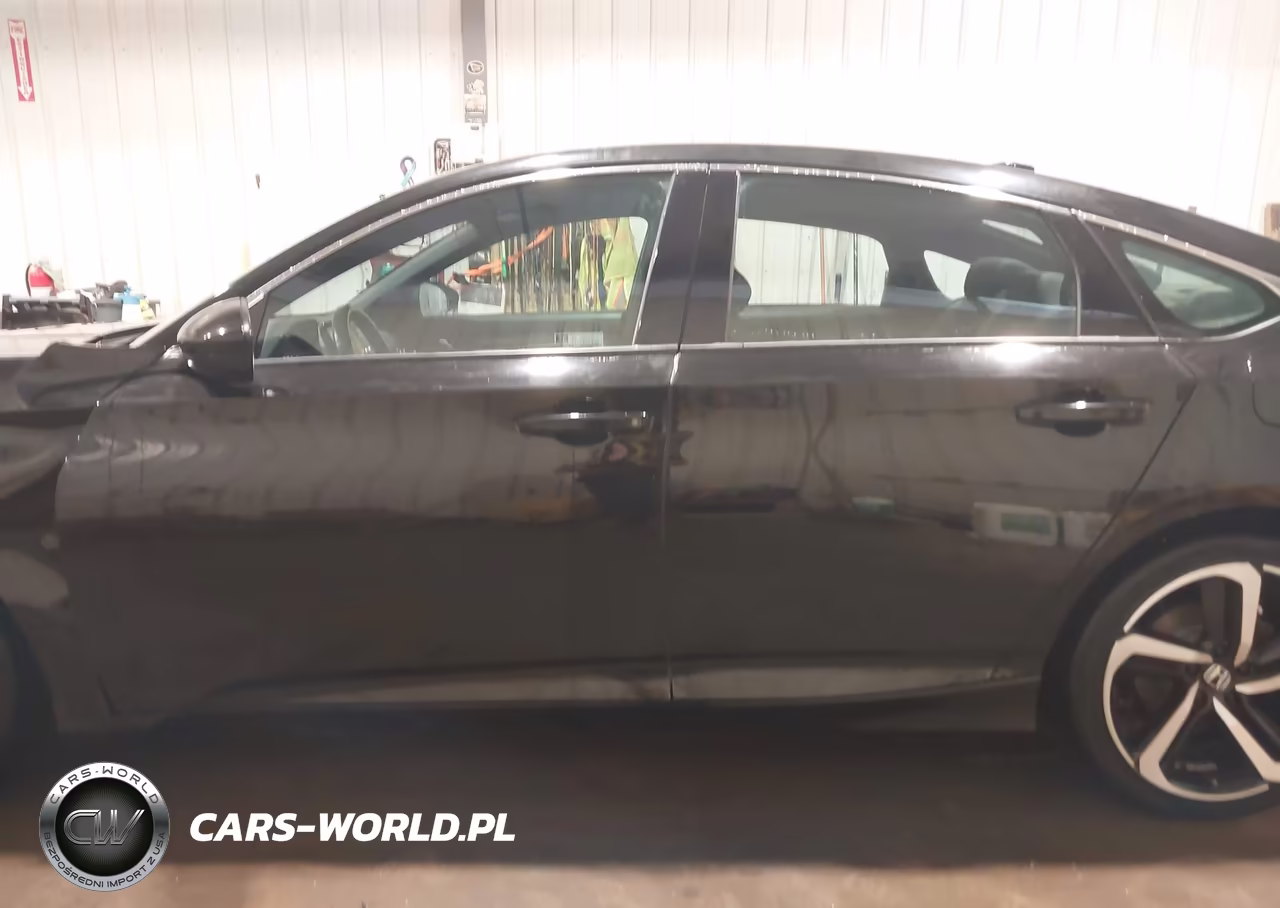 2018 Honda Accord Sport VIN:1HGCV1F32JA048263 - 14