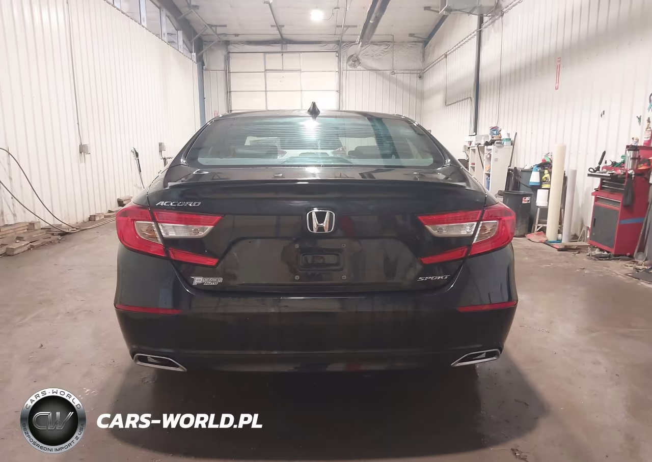 2018 Honda Accord Sport VIN:1HGCV1F32JA048263 - 16