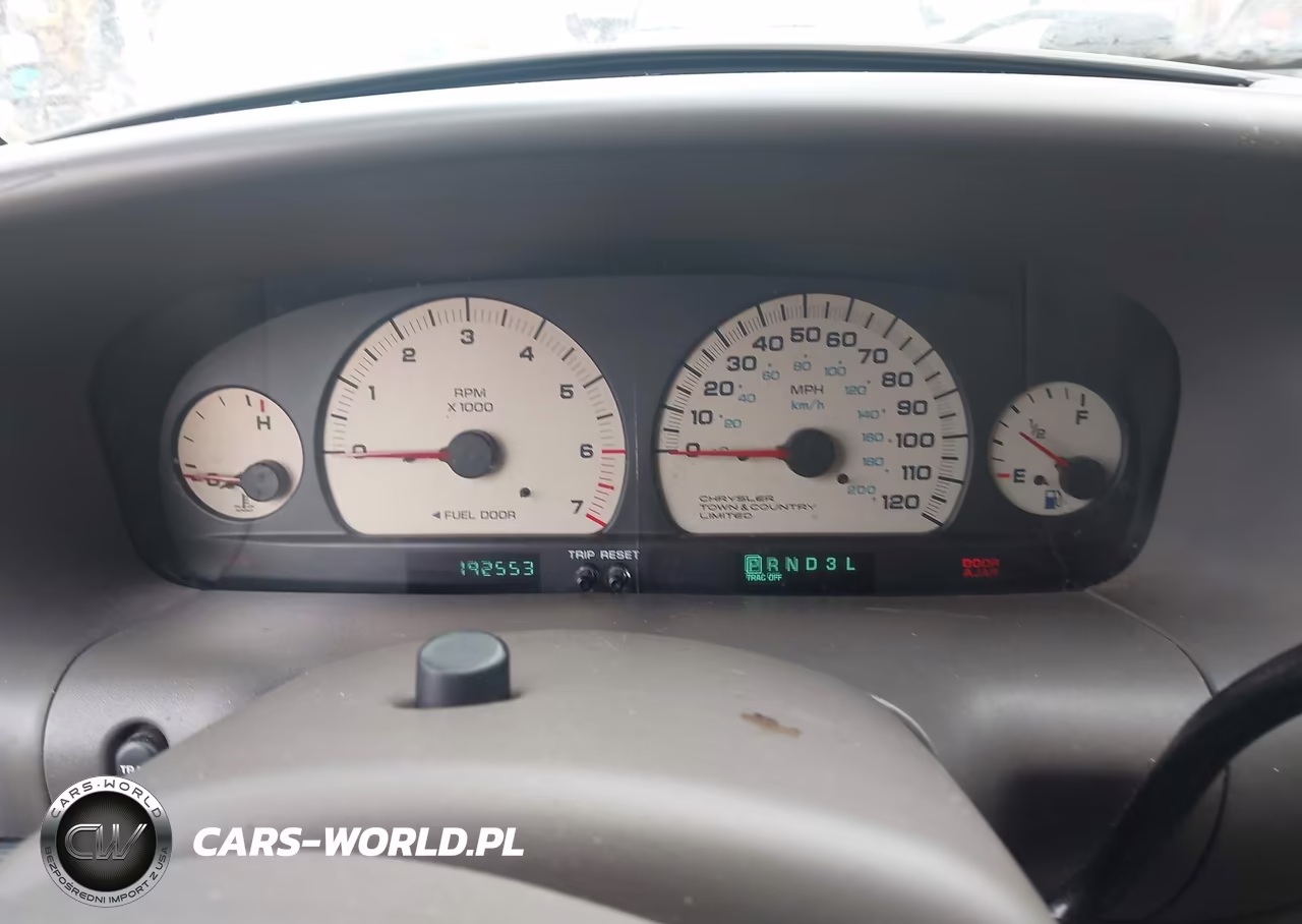 1999 Chrysler Town & Country Limited VIN:1C4GP64L5XB531534 - 7