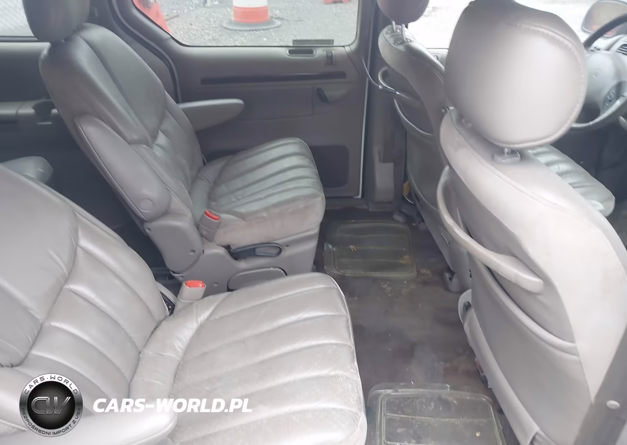 1999 Chrysler Town & Country Limited VIN:1C4GP64L5XB531534 - 8