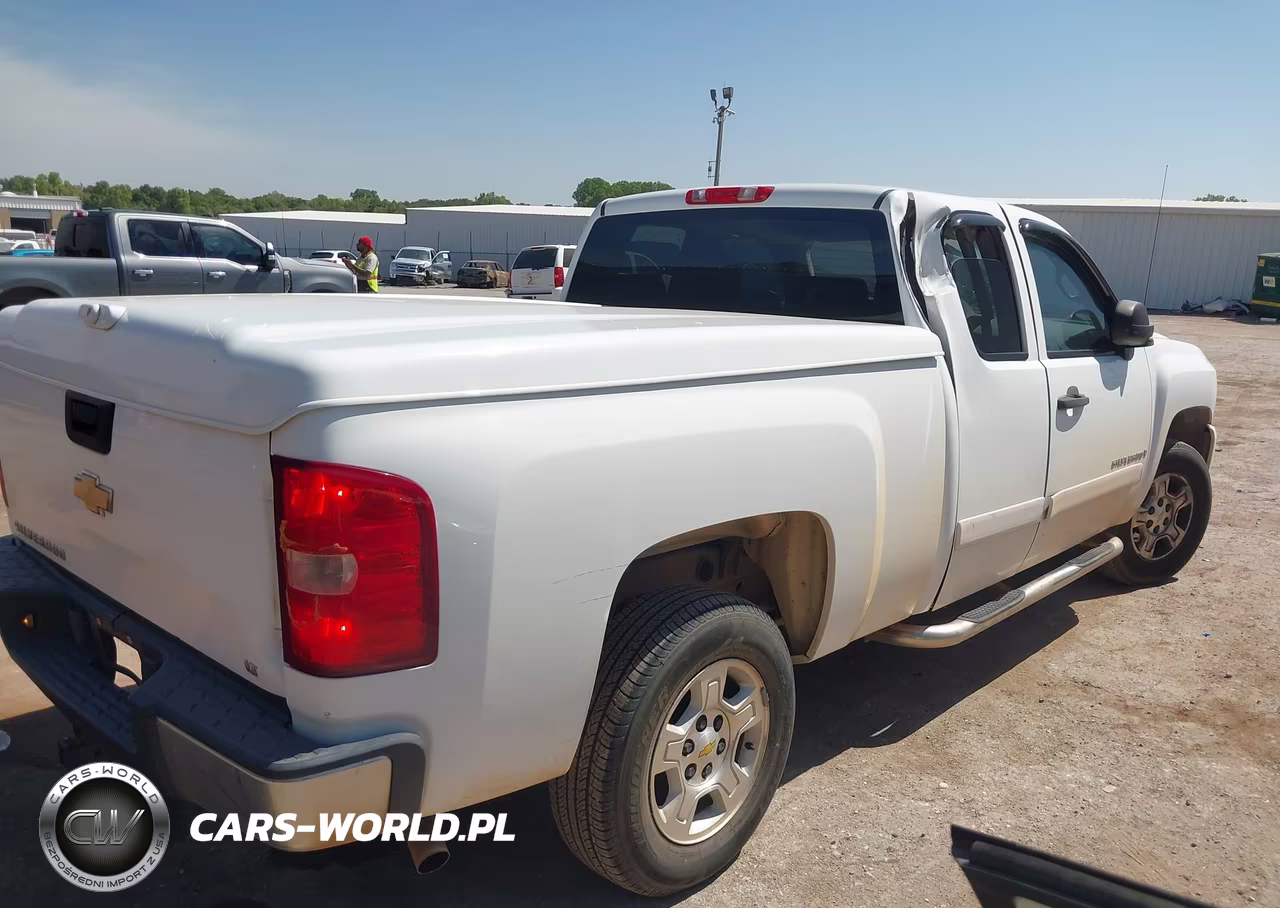 2008 Chevrolet Silverado 1500 Lt1 VIN:1GCEC19J28Z313024 - 4
