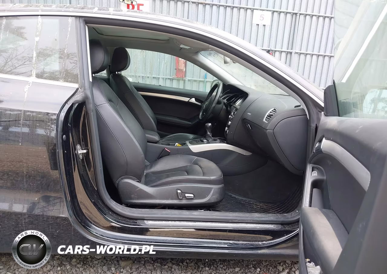 2013 Audi A5 2.0T Premium VIN:WAUGFAFR7DA076370 - 5