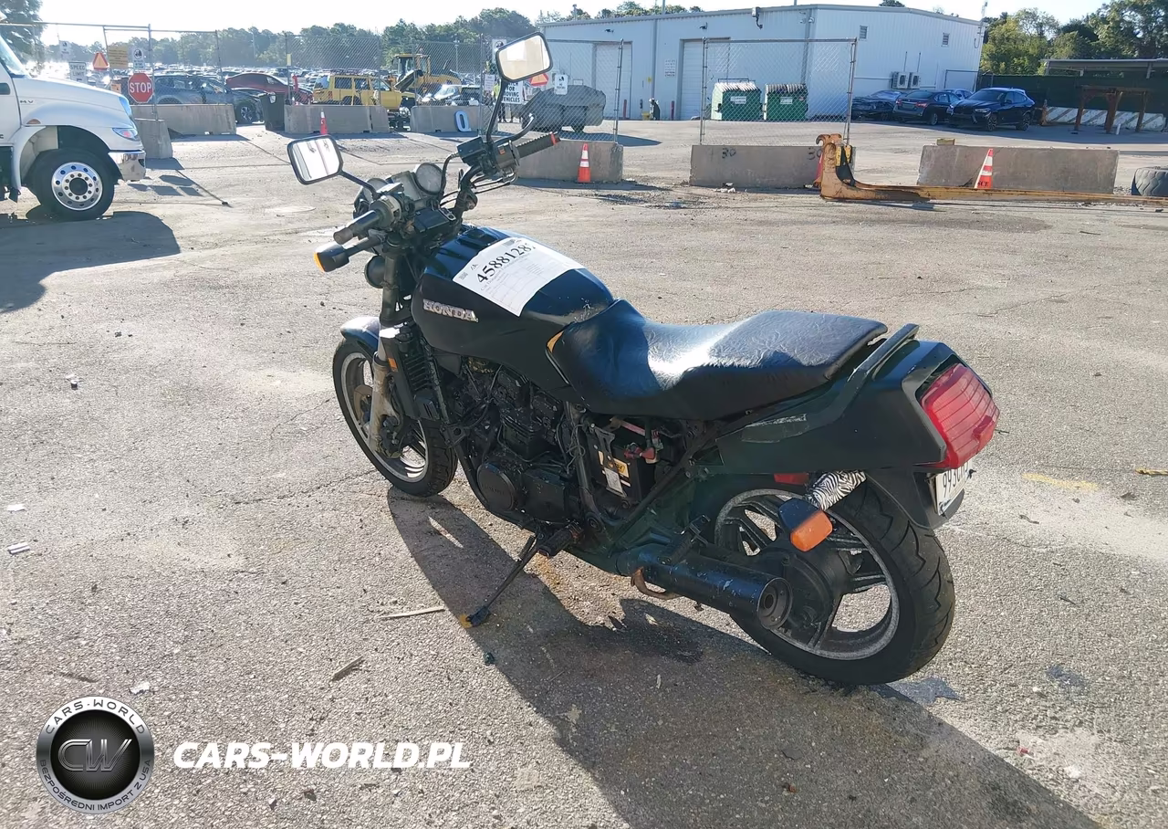 1984 Honda Vf1100 S VIN:1HFSC1704EA004104 - 4