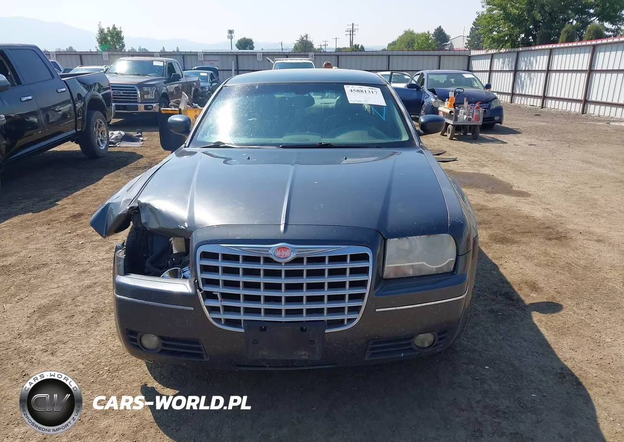 2007 Chrysler 300 Touring VIN:2C3LK53G17H679106 - 12