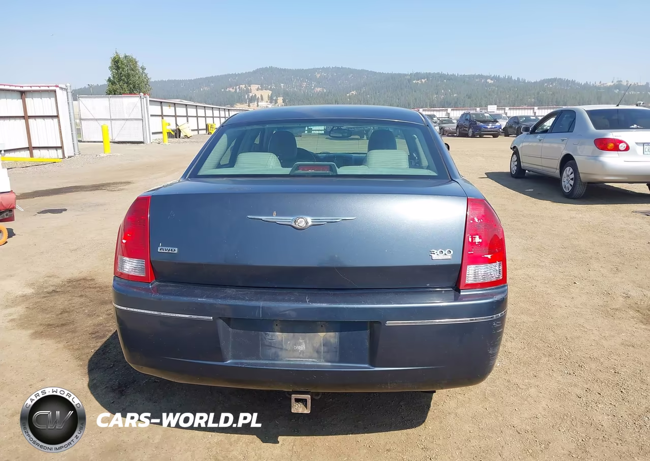 2007 Chrysler 300 Touring VIN:2C3LK53G17H679106 - 16