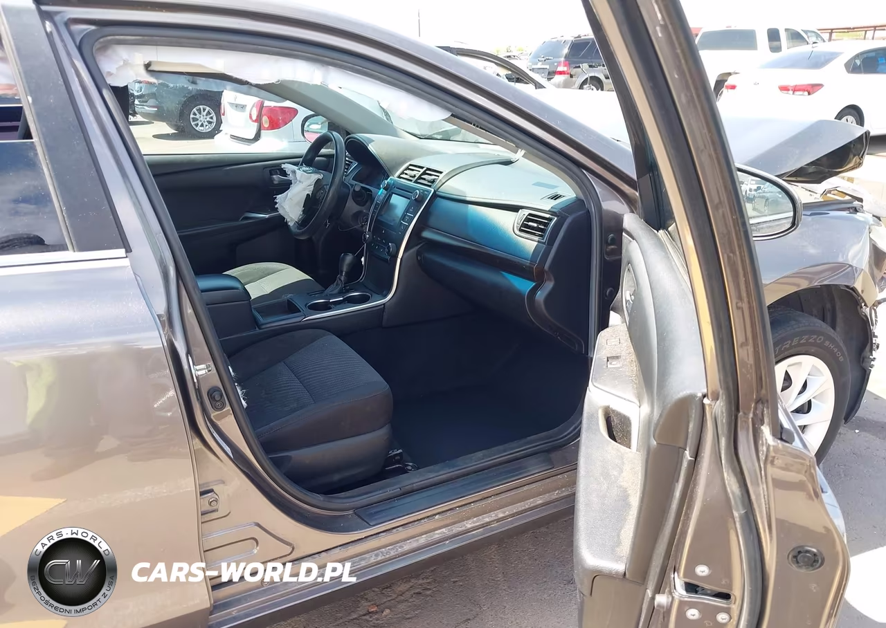 2015 Toyota Camry Le VIN:4T1BF1FK0FU956730 - 5