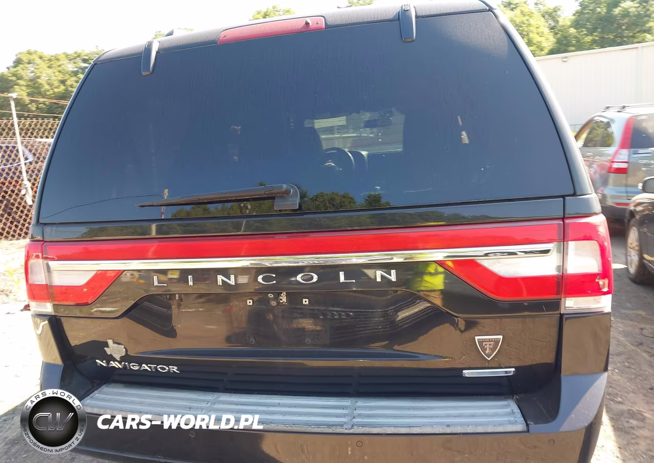 2015 Lincoln Navigator VIN:5LMJJ2HT3FEJ05096 - 16