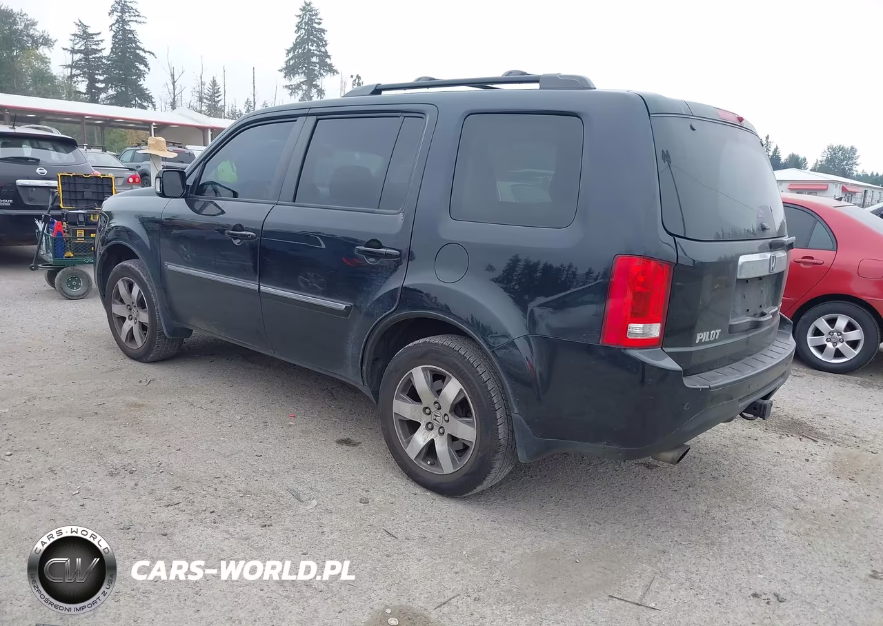 2013 Honda Pilot Touring VIN:5FNYF4H94DB053562 - 3