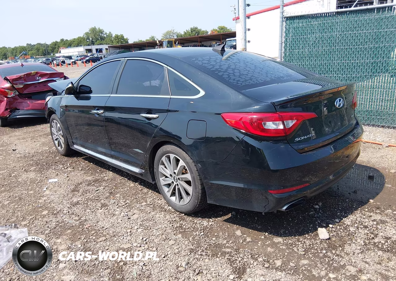 2017 Hyundai Sonata Sport VIN:5NPE34AF1HH528992 - 3