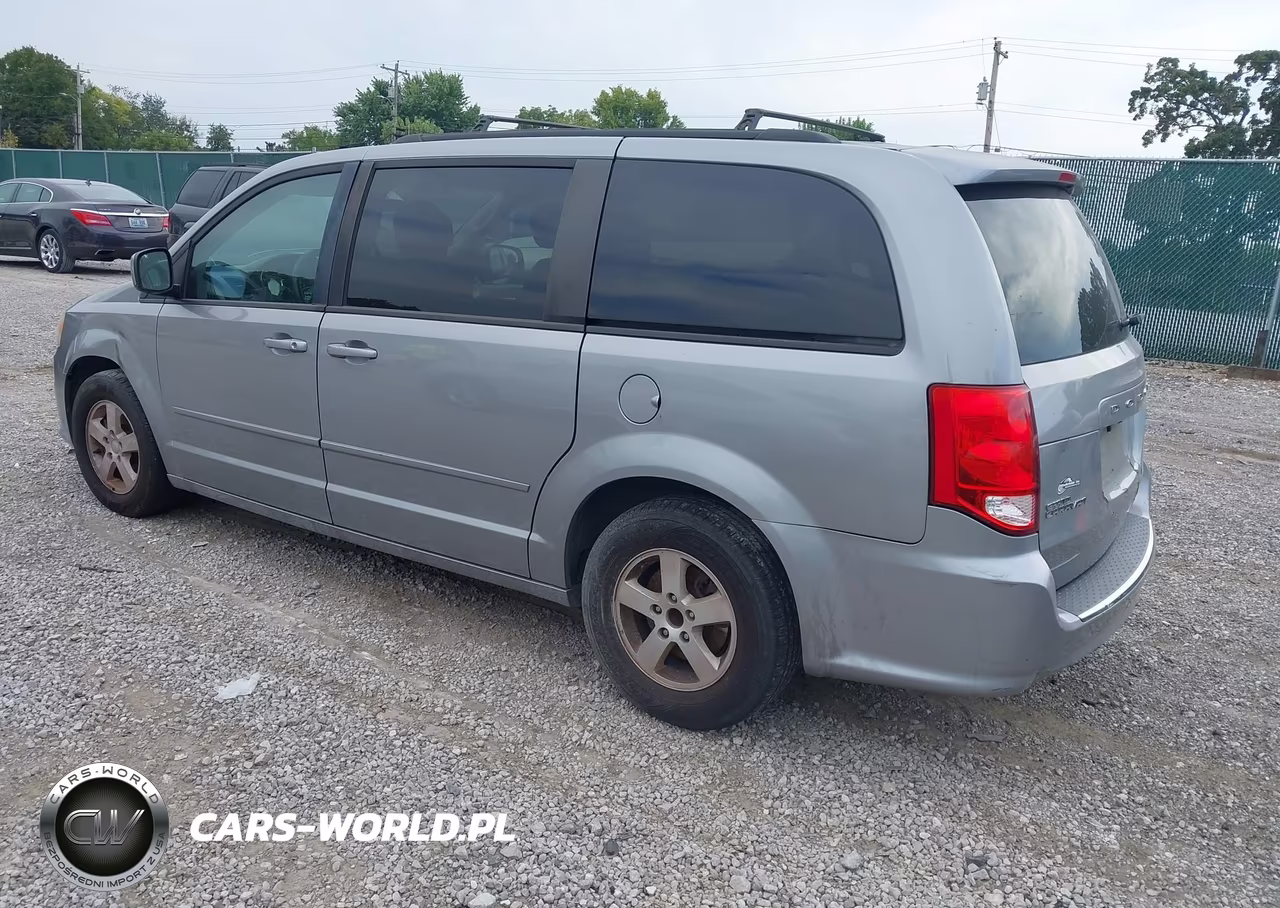 2013 Dodge Grand Caravan Sxt VIN:2C4RDGCG0DR581234 - 3