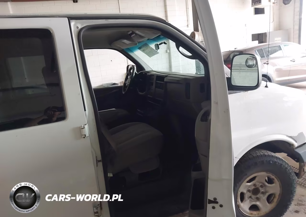 2007 Chevrolet Express Passenger Ls VIN:1GNFG15Z371210431 - 5