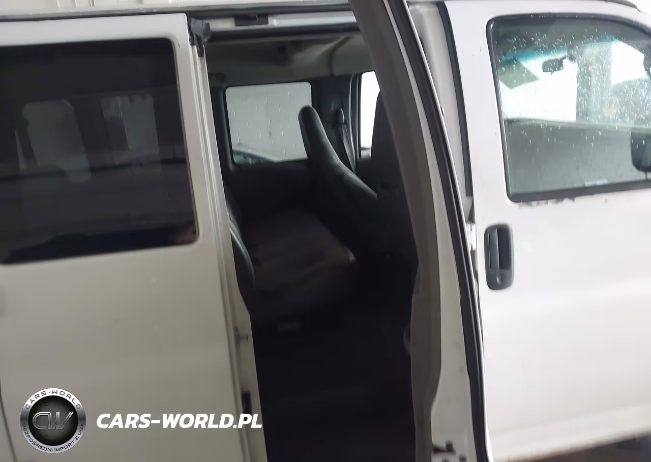 2007 Chevrolet Express Passenger Ls VIN:1GNFG15Z371210431 - 8