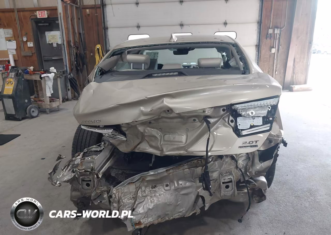 2018 Honda Accord Touring 2.0T VIN:1HGCV2F91JA032727 - 16