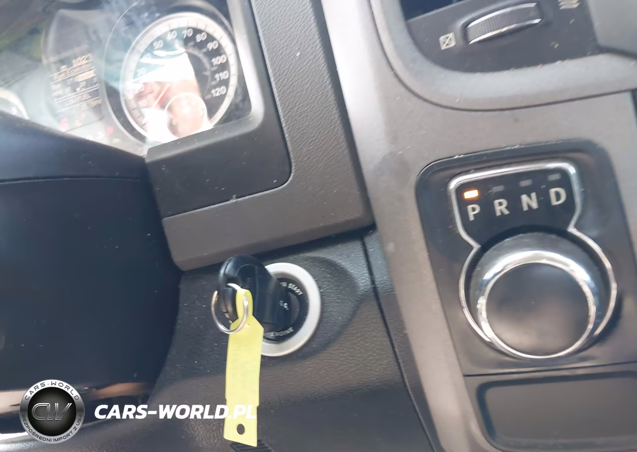 2016 Ram 1500 Tradesman VIN:1C6RR6FT0GS119366 - 11