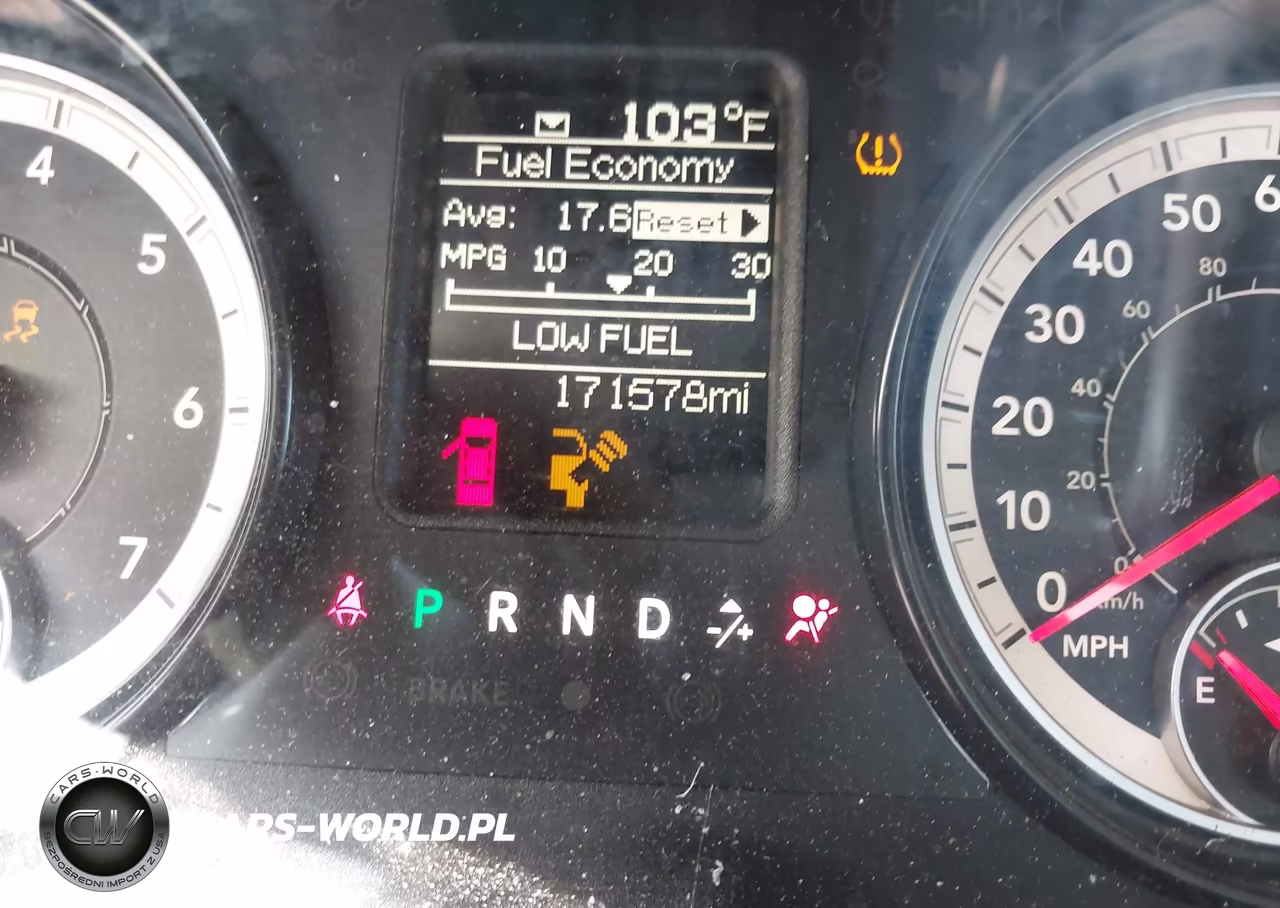 2016 Ram 1500 Tradesman VIN:1C6RR6FT0GS119366 - 16