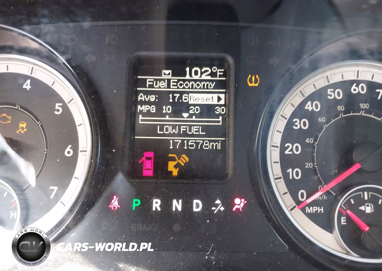 2016 Ram 1500 Tradesman VIN:1C6RR6FT0GS119366 - 7