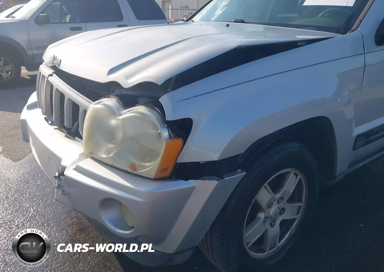 2005 Jeep Grand Cherokee Laredo VIN:1J4GS48K45C656000 - 12
