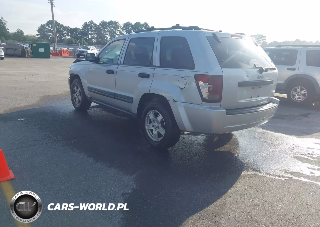 2005 Jeep Grand Cherokee Laredo VIN:1J4GS48K45C656000 - 3