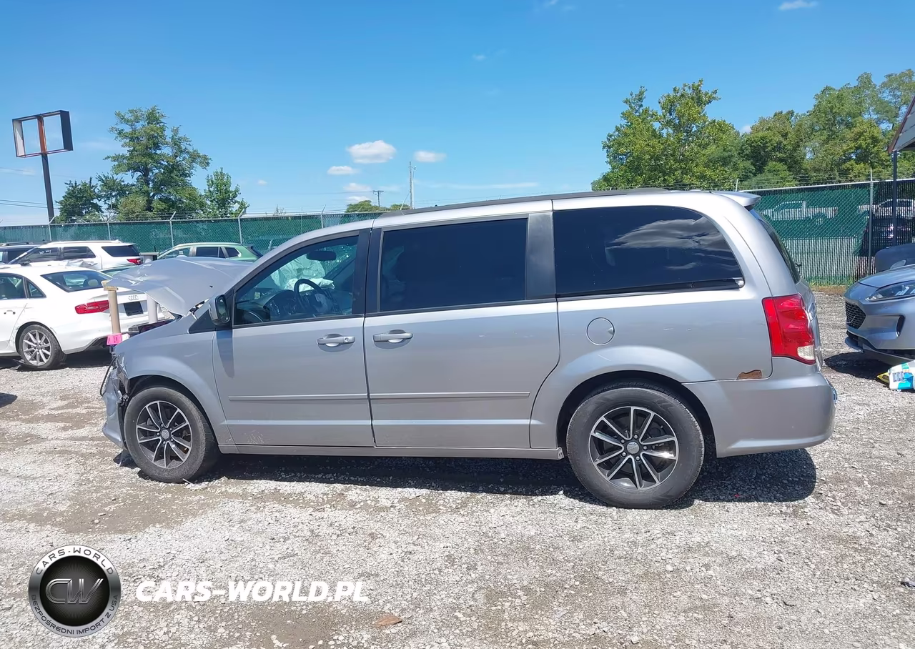 2017 Dodge Grand Caravan Gt VIN:2C4RDGEG0HR673544 - 14