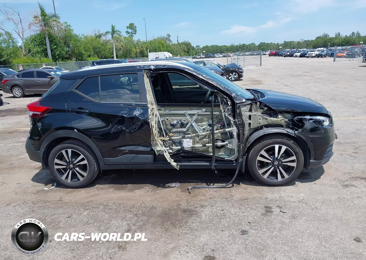 2019 Nissan Kicks Sv VIN:3N1CP5CU0KL521149 - 13
