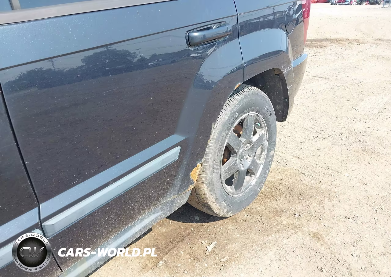 2008 Jeep Grand Cherokee Laredo VIN:1J8GR48K18C206237 - 13