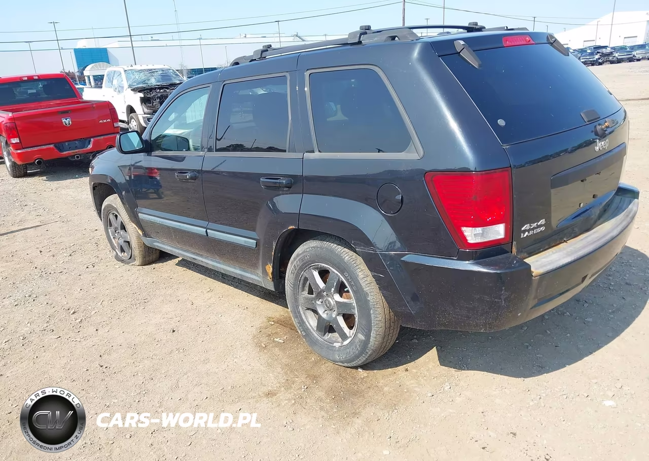 2008 Jeep Grand Cherokee Laredo VIN:1J8GR48K18C206237 - 3