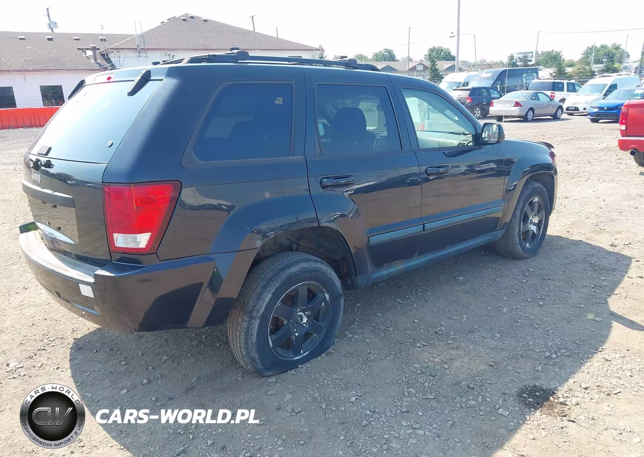 2008 Jeep Grand Cherokee Laredo VIN:1J8GR48K18C206237 - 4