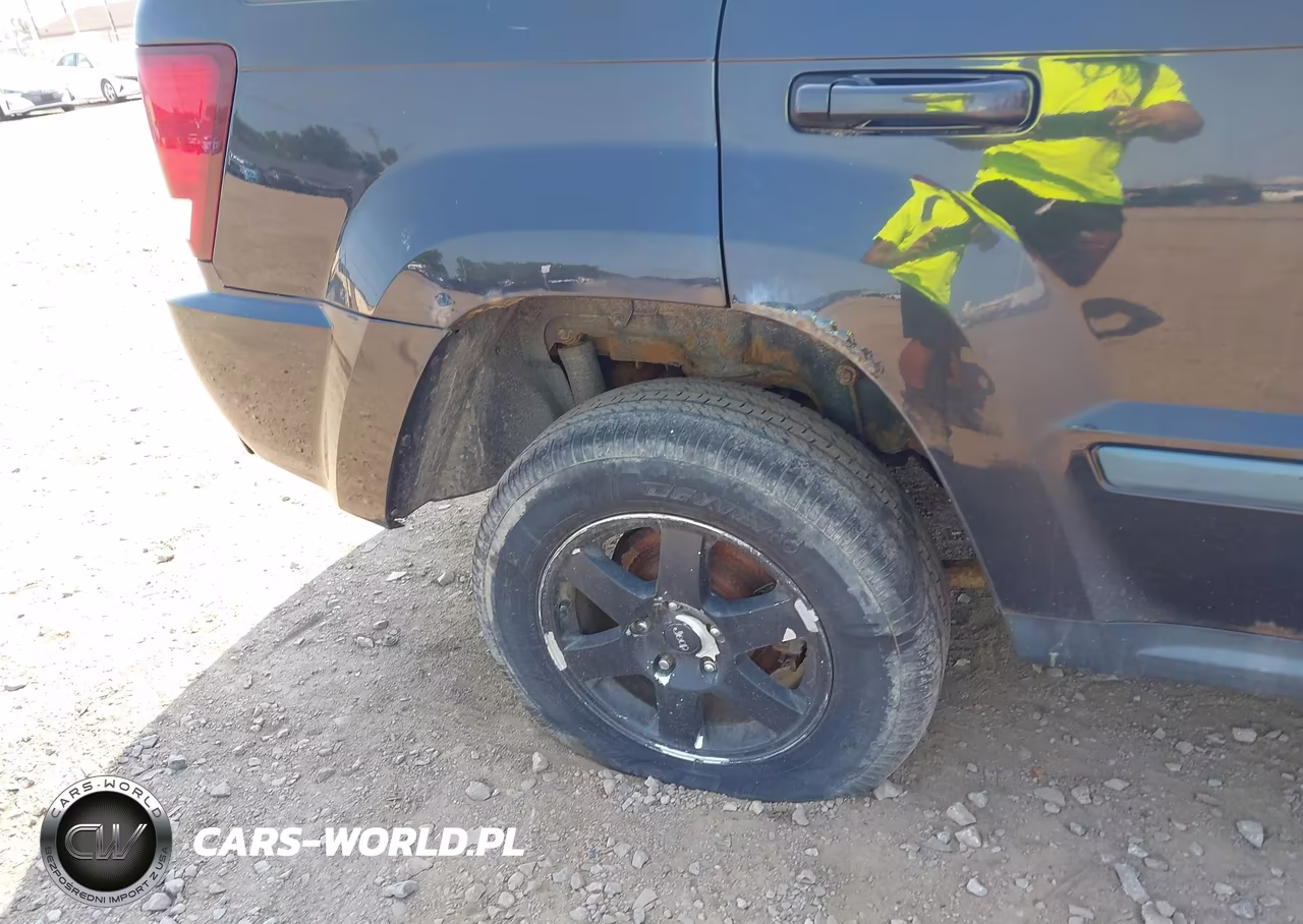 2008 Jeep Grand Cherokee Laredo VIN:1J8GR48K18C206237 - 6