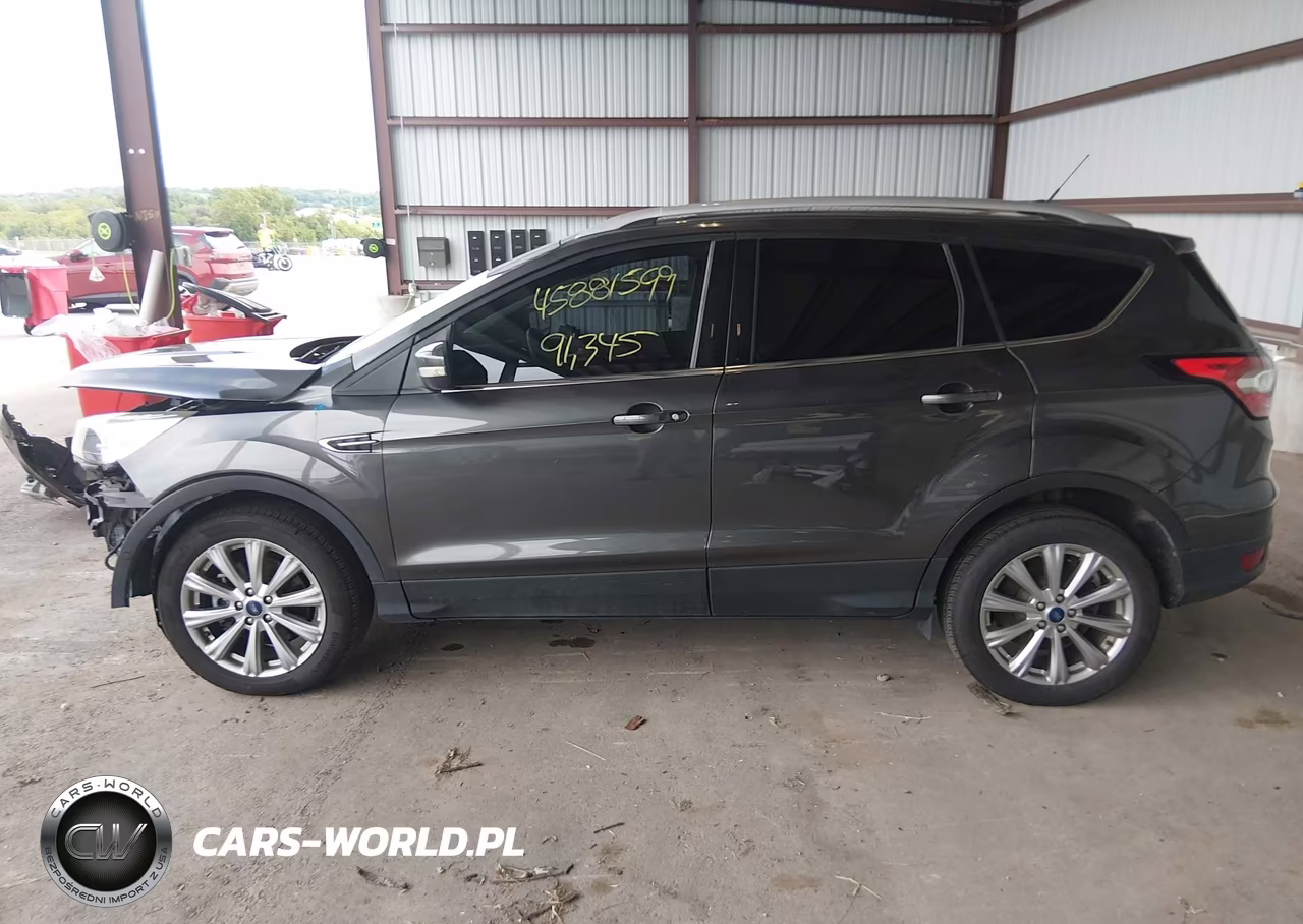 2018 Ford Escape Titanium VIN:1FMCU9J91JUC07019 - 15
