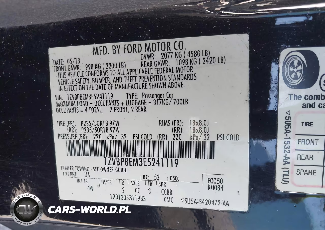 2014 Ford Mustang V6 Premium VIN:1ZVBP8EM3E5241119 - 9