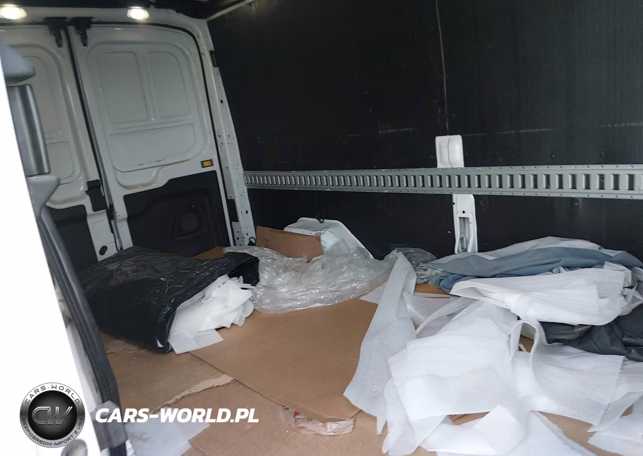 2018 Ford Transit-250 VIN:1FTYR2CM7JKA05334 - 8