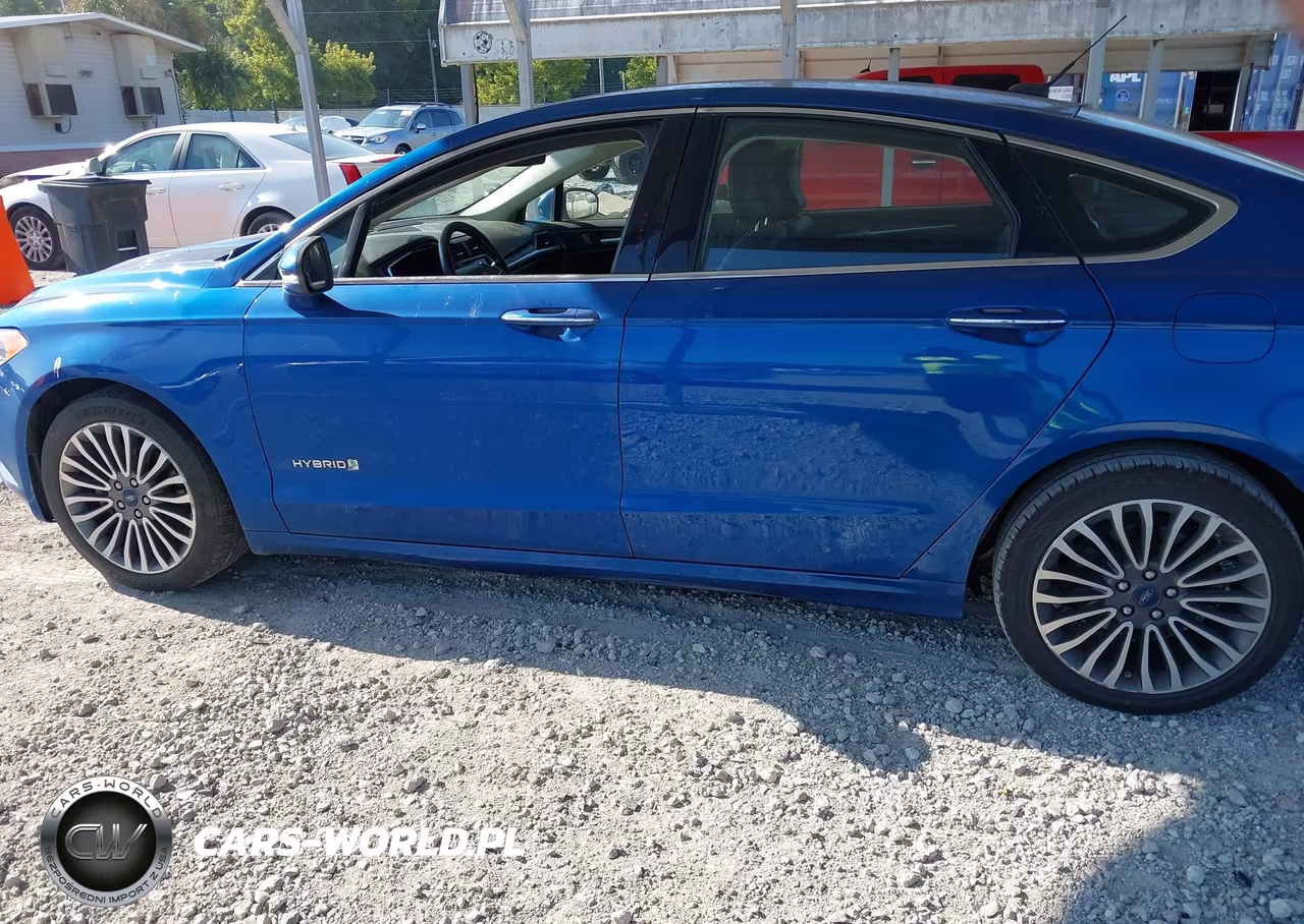 2018 Ford Fusion Hybrid Titanium VIN:3FA6P0RU6JR194164 - 14