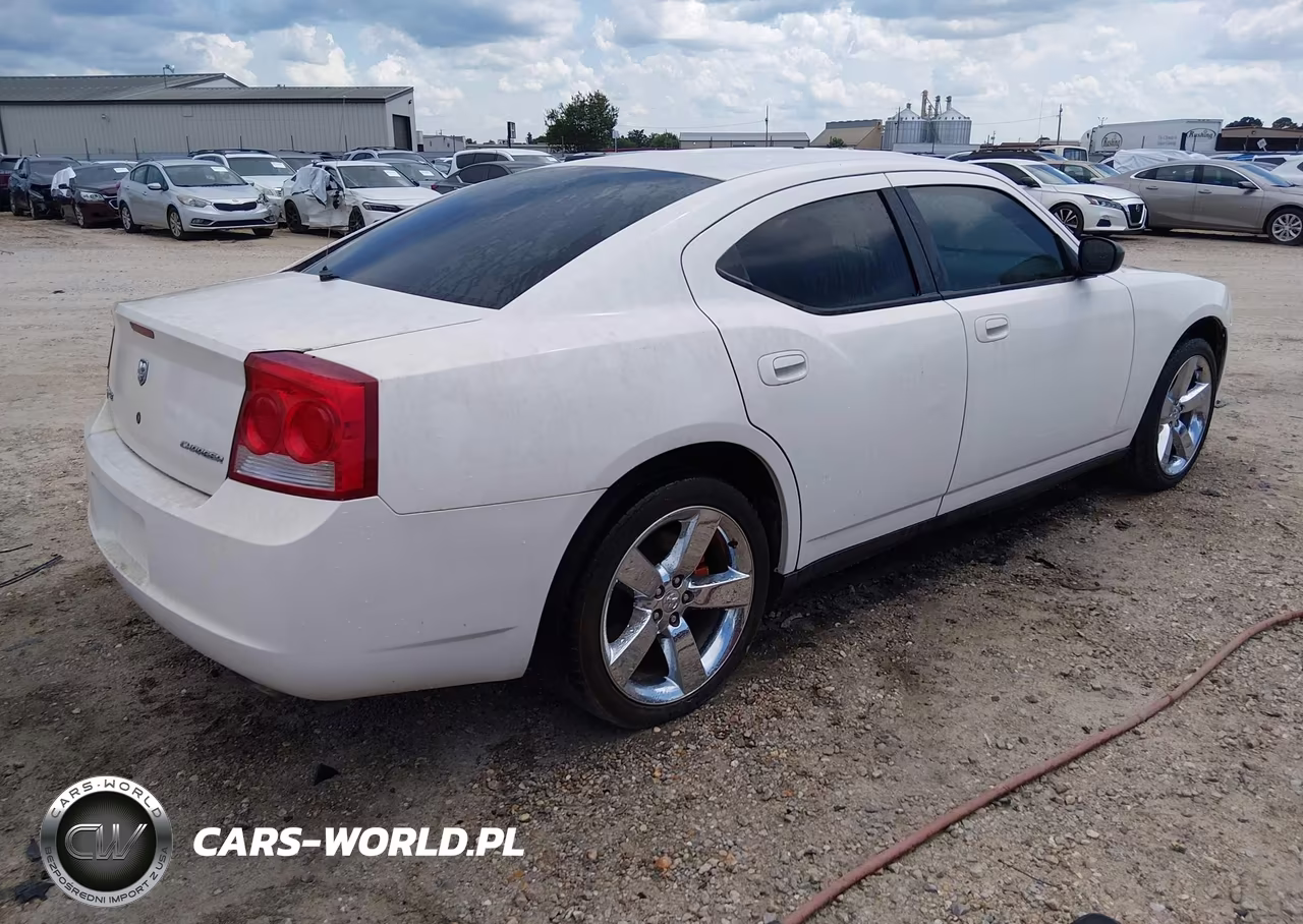 2010 Dodge Charger VIN:2B3AA4CT2AH207793 - 4