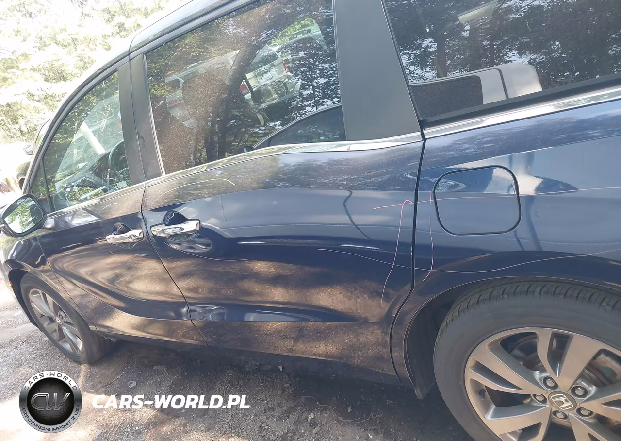 2022 Honda Odyssey Touring VIN:5FNRL6H8XNB044673 - 14