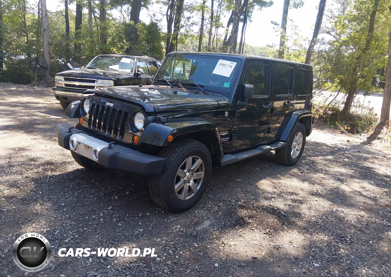 2013 Jeep Wrangler Unlimited Sahara VIN:1C4BJWEG6DL665682 - 2