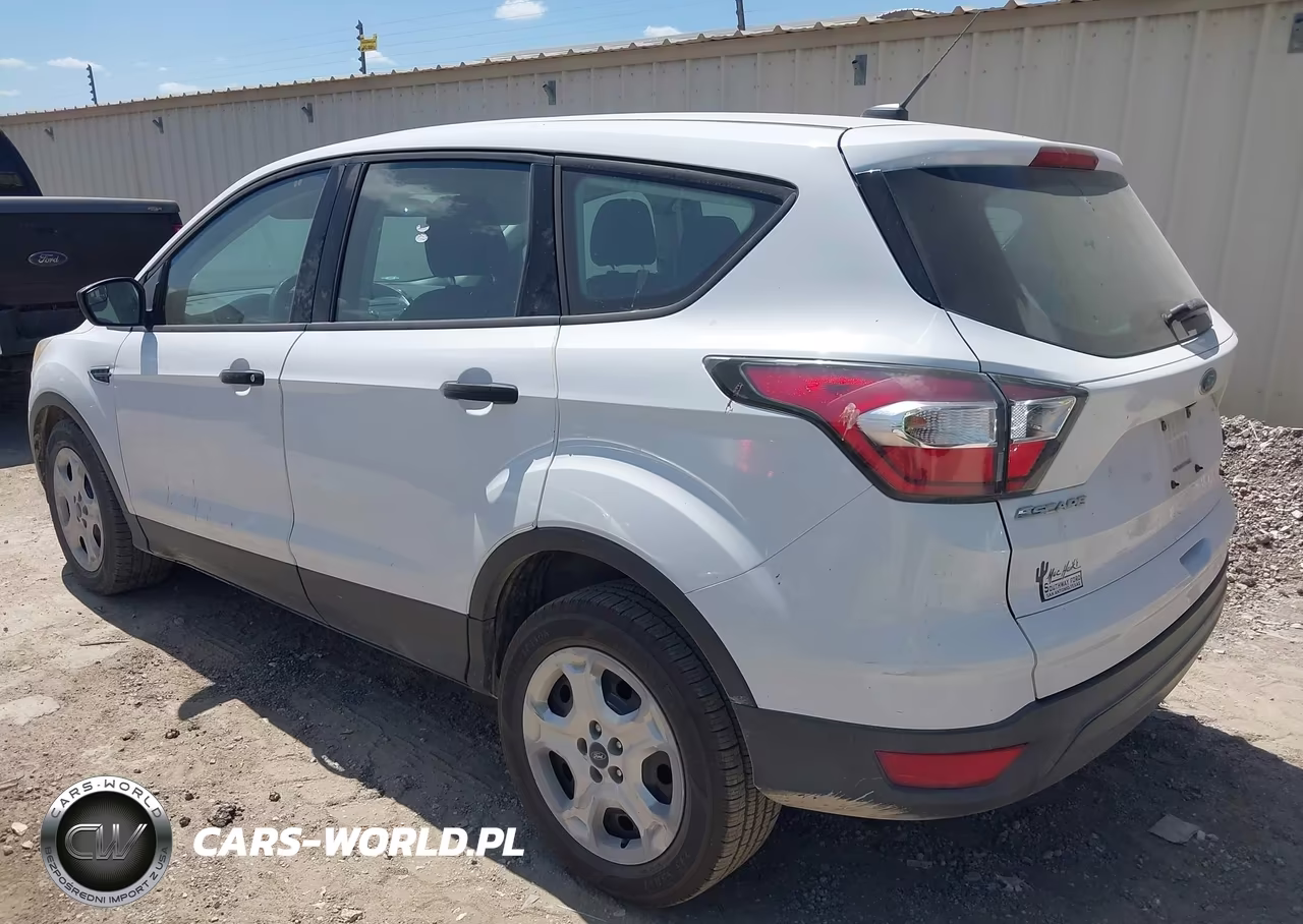 2017 Ford Escape S VIN:1FMCU0F74HUB29039 - 3