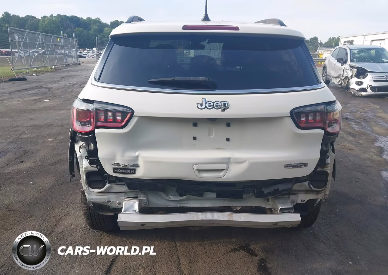 2019 Jeep Compass Latitude 4X4 VIN:3C4NJDBB0KT595740 - 6