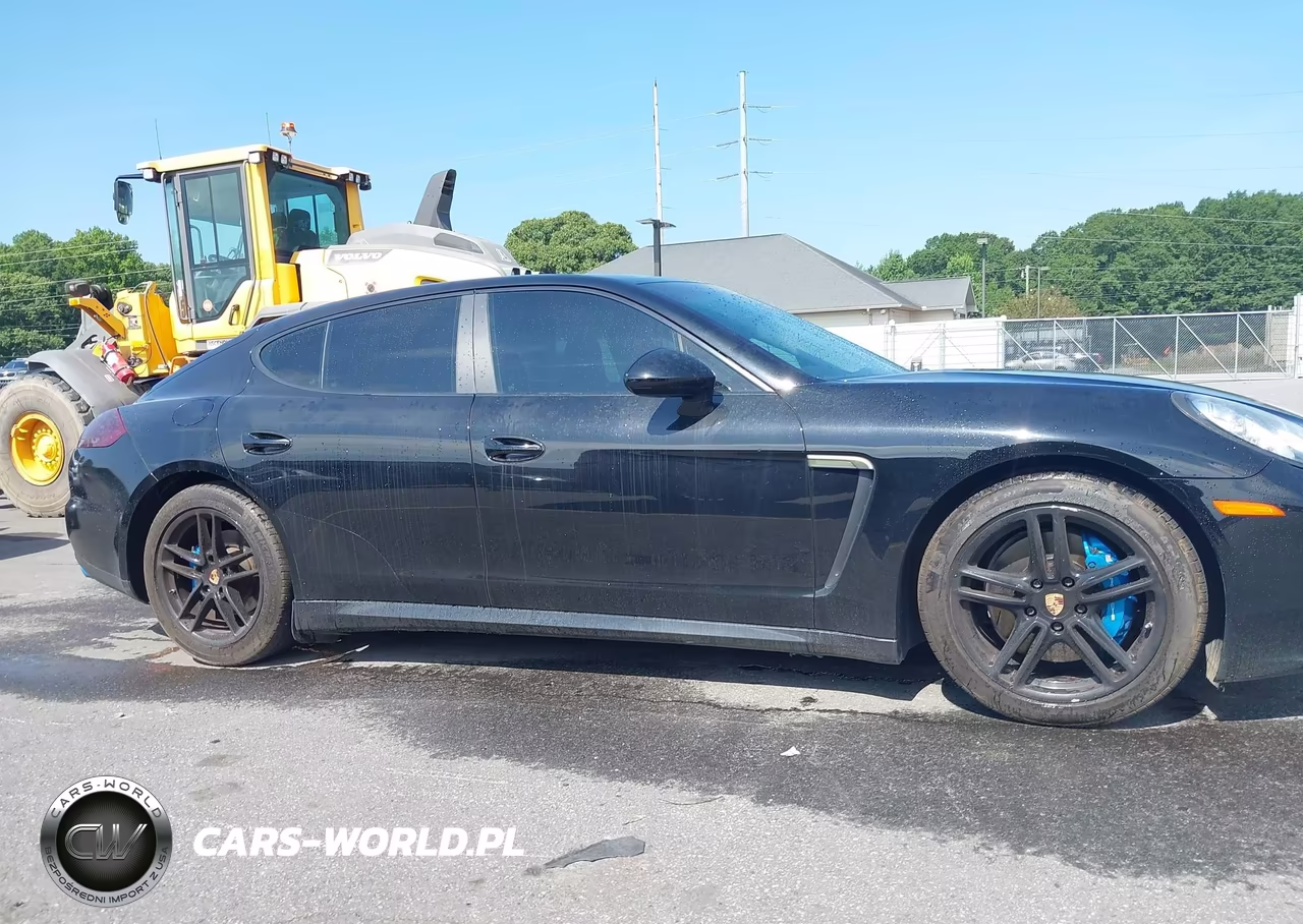 2015 Porsche Panamera 4 VIN:WP0AA2A78FL000778 - 13
