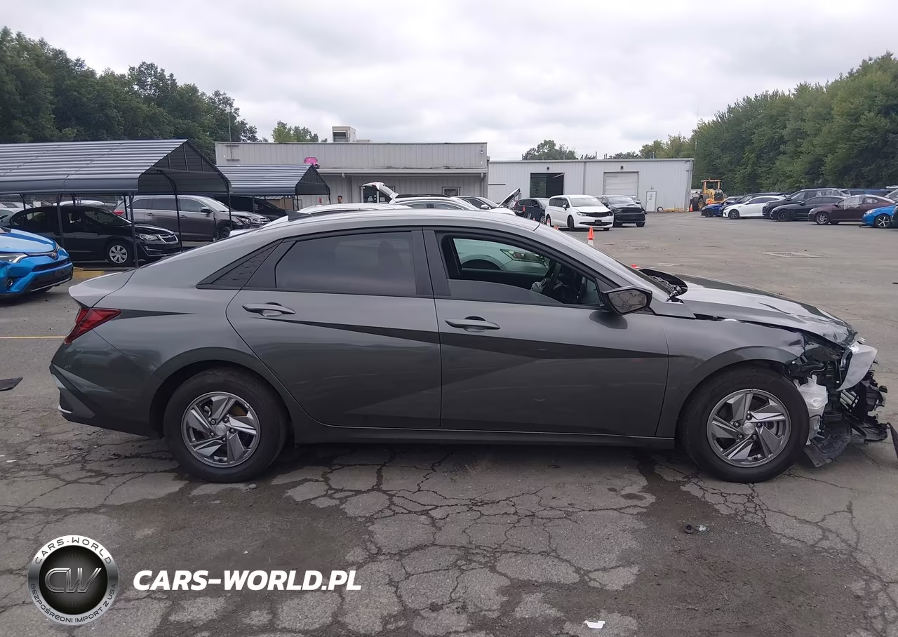 2024 Hyundai Elantra Se VIN:KMHLL4DG1RU837778 - 13