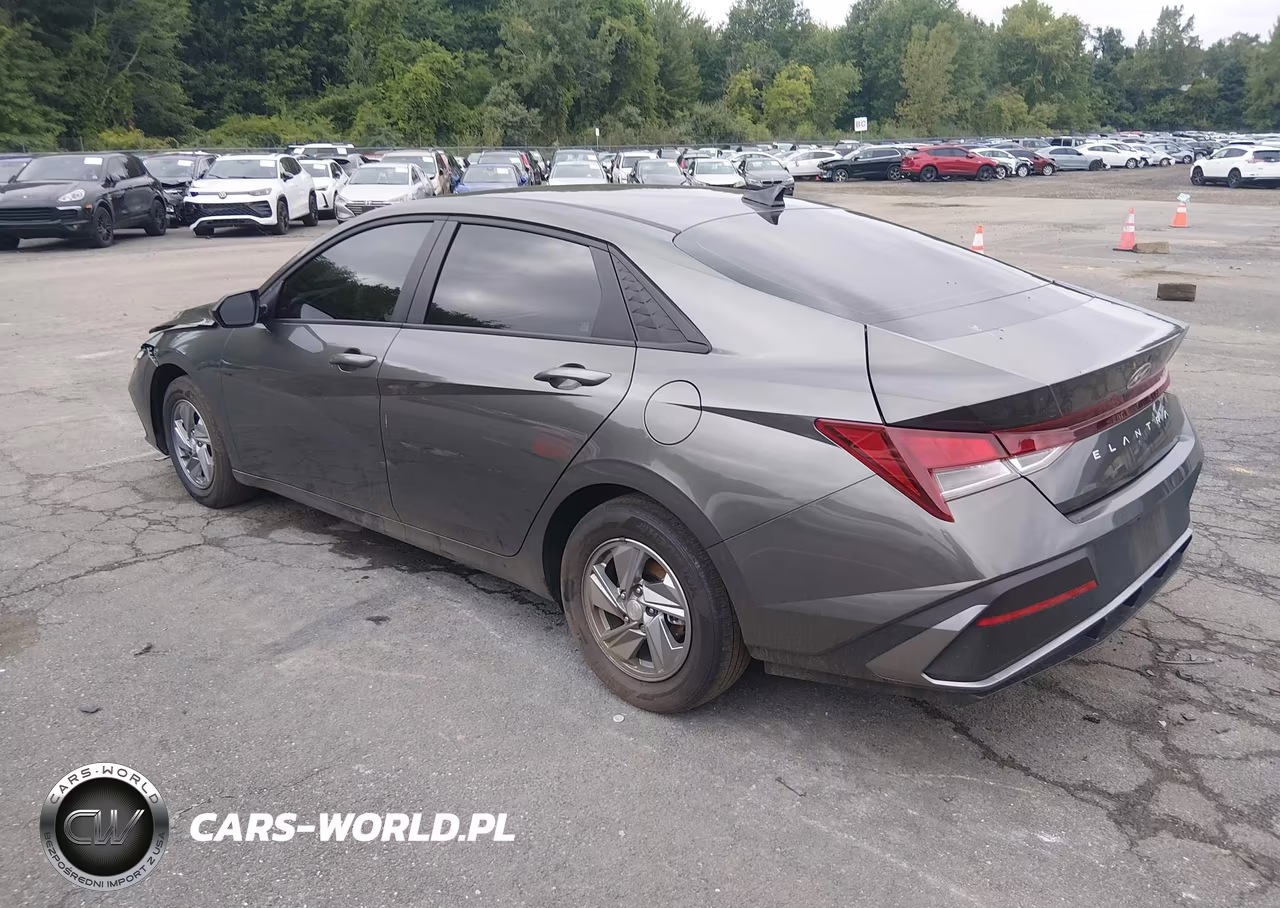 2024 Hyundai Elantra Se VIN:KMHLL4DG1RU837778 - 3
