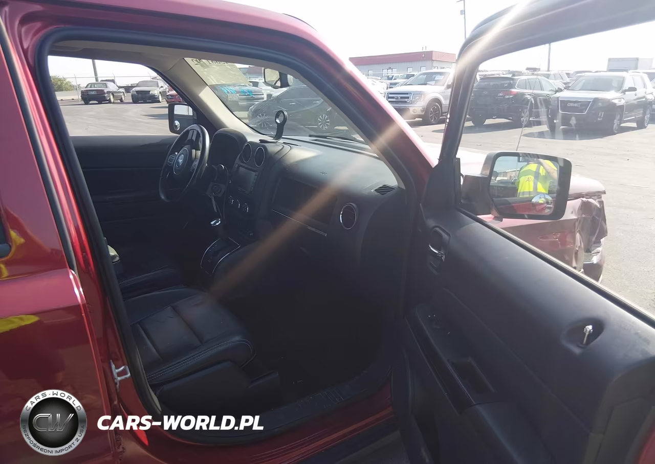 2015 Jeep Patriot High Altitude Edition VIN:1C4NJRFB0FD417975 - 5
