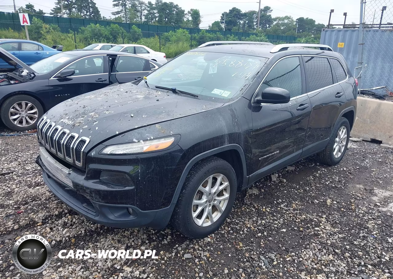 2015 Jeep Cherokee Latitude VIN:1C4PJMCB1FW559773 - 2