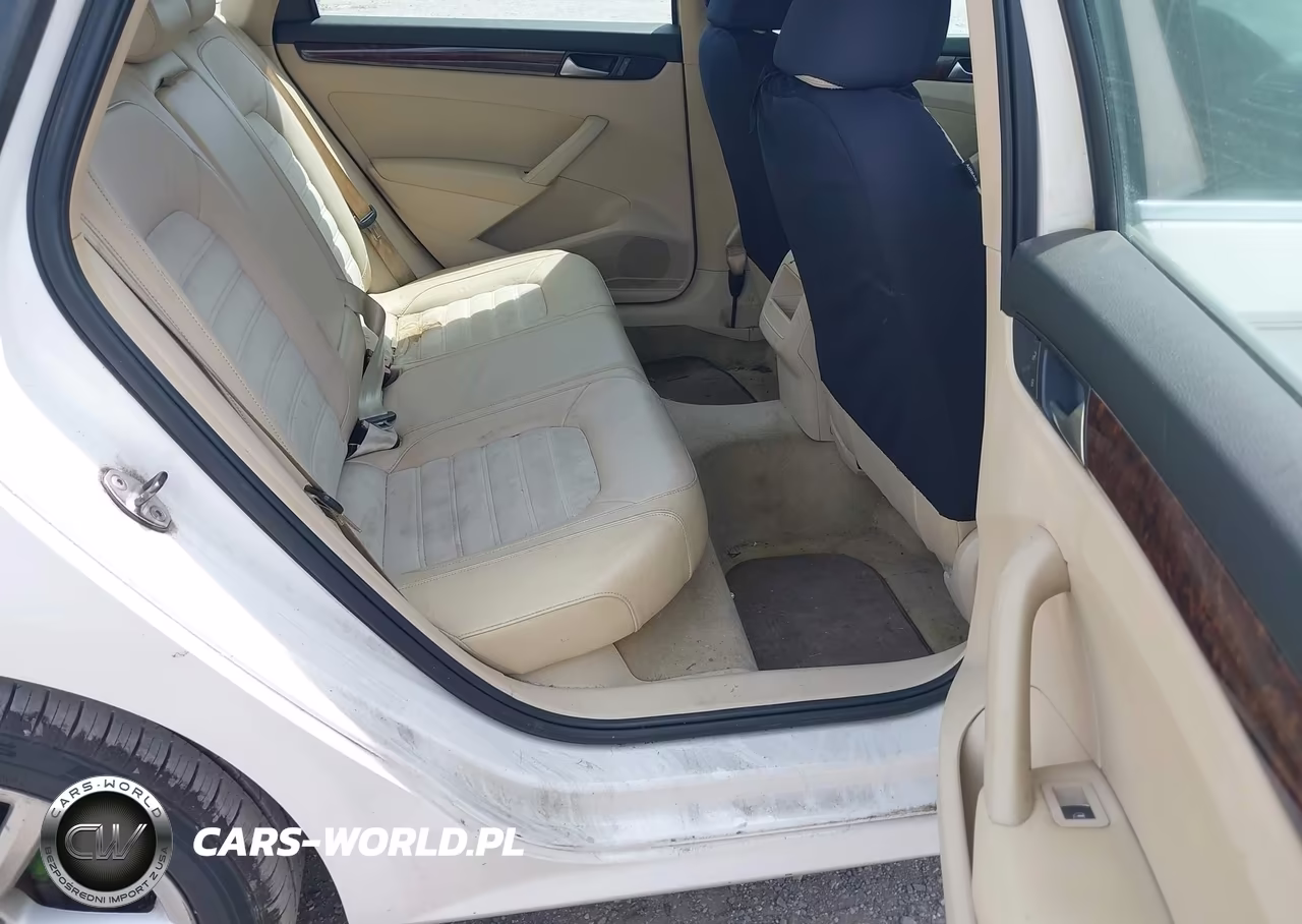 2012 Volkswagen Passat 3.6L V6 Sel Premium VIN:1VWCM7A37CC059002 - 8