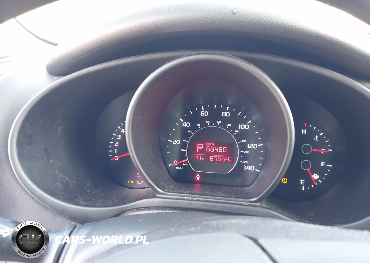 2018 Kia Soul + VIN:KNDJP3A5XJ7552108 - 7