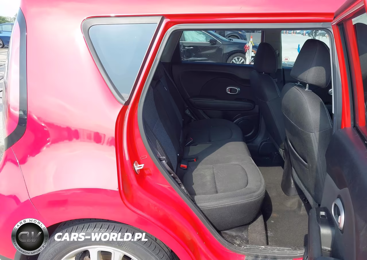 2018 Kia Soul + VIN:KNDJP3A5XJ7552108 - 8