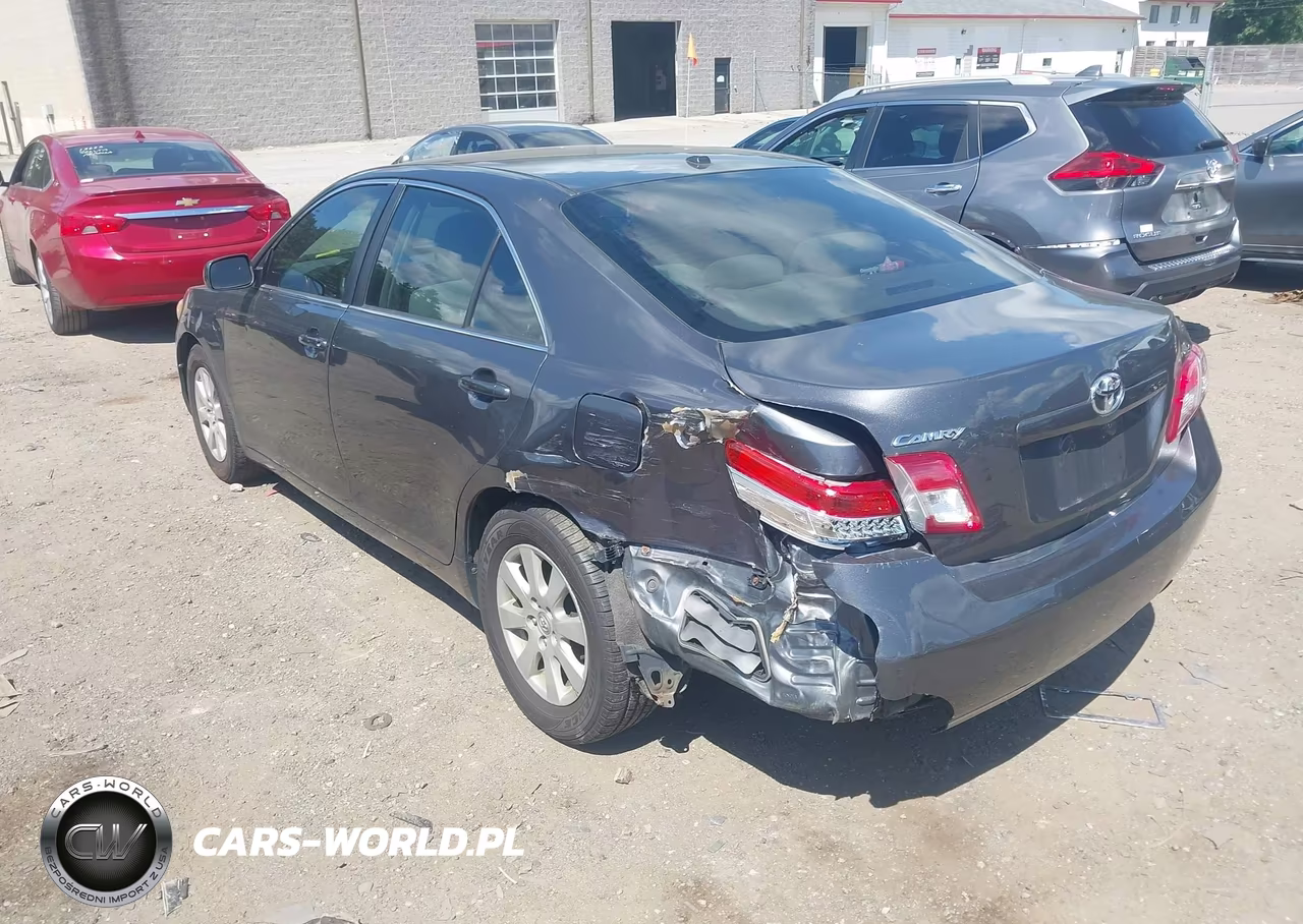 2011 Toyota Camry Le VIN:4T1BF3EK0BU773464 - 3