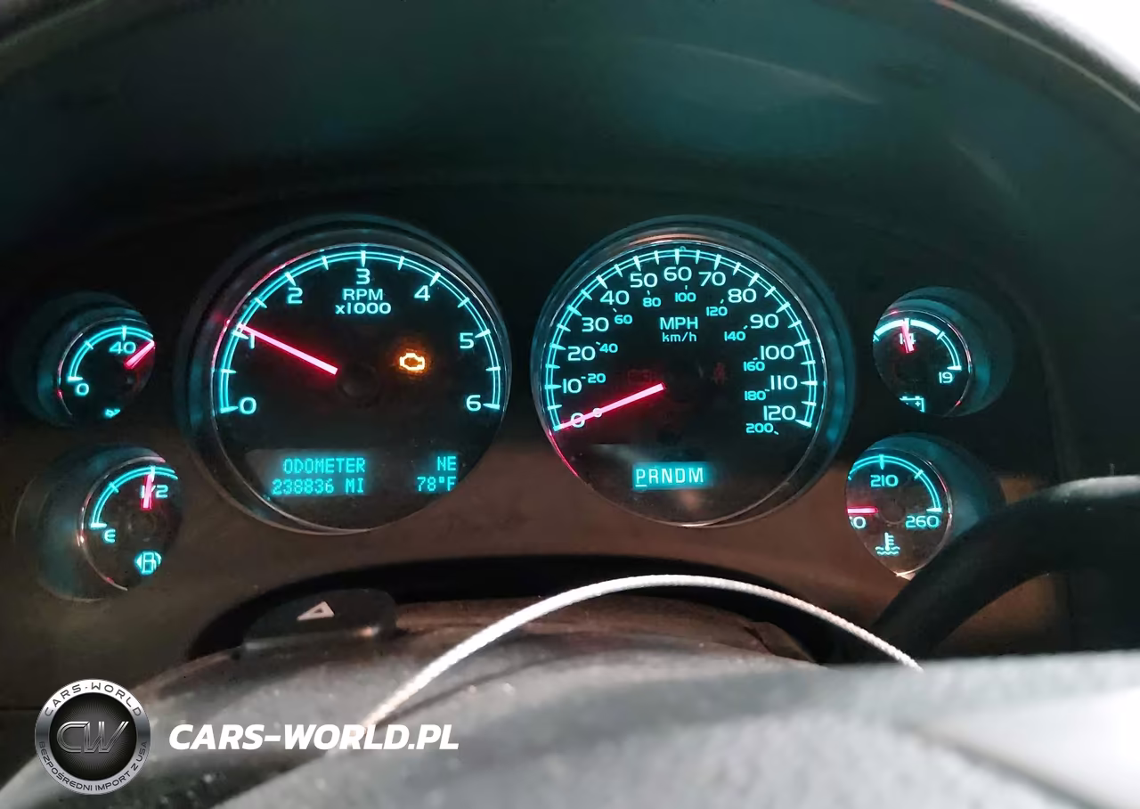 2014 Chevrolet Suburban Lt VIN:1GNSKJE70ER172313 - 7