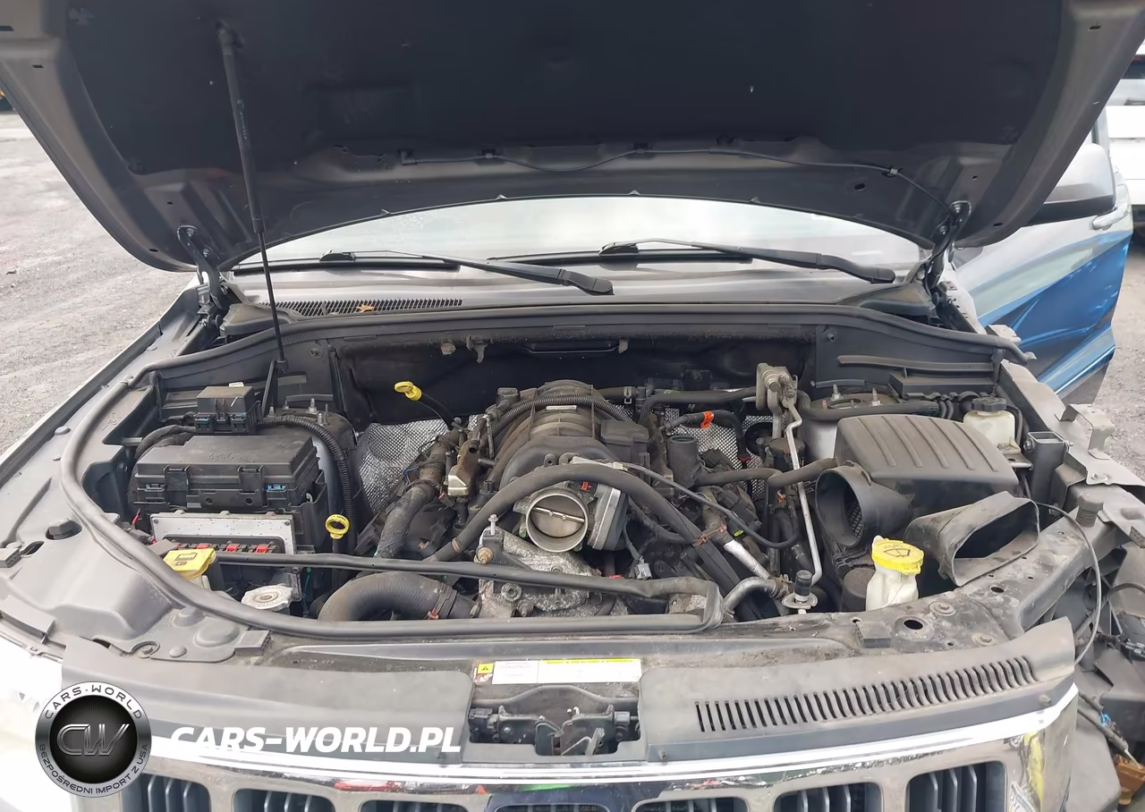 2012 Jeep Grand Cherokee Laredo VIN:1C4RJFAT9CC269858 - 10